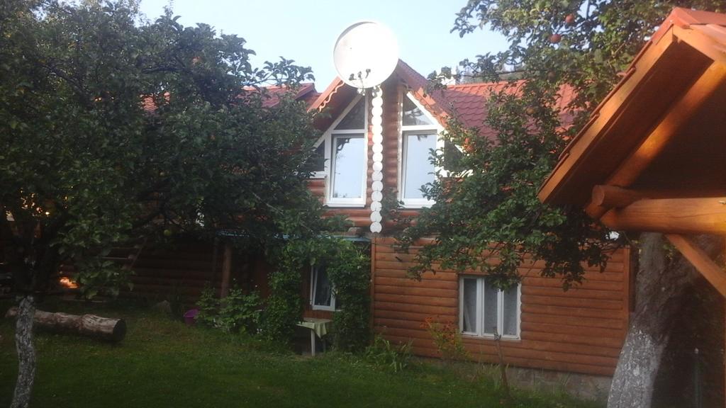 Садиба Під Гострою Zhdeniievo Bagian luar foto