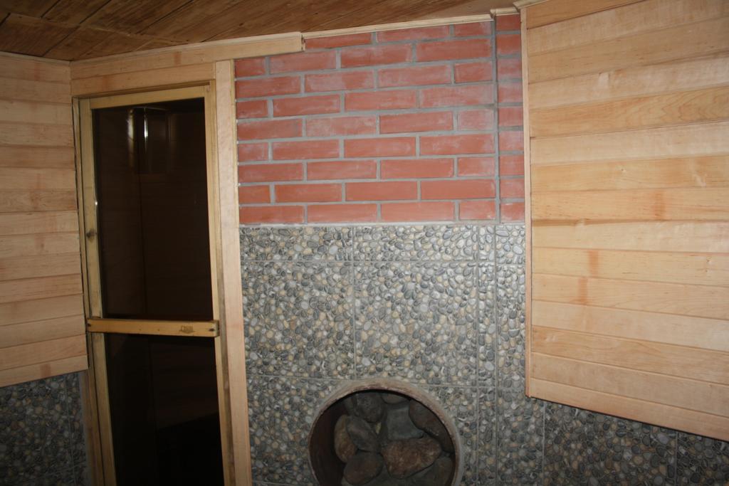 Садиба Під Гострою Zhdeniievo Bagian luar foto