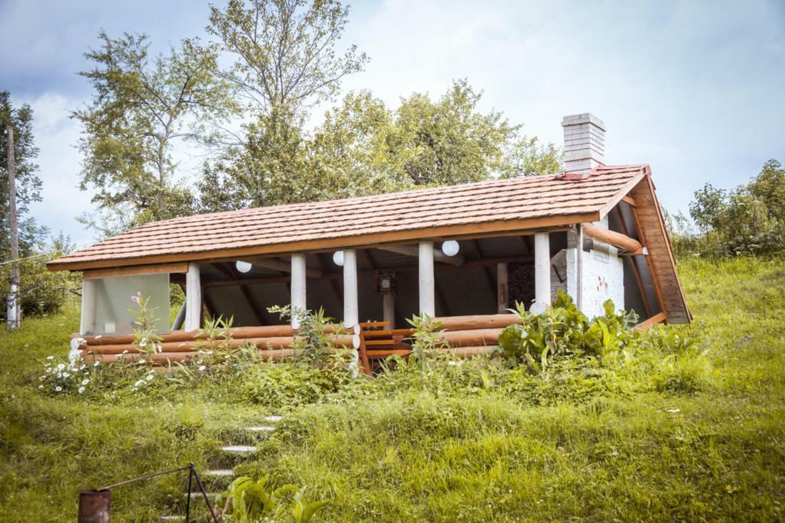 Садиба Під Гострою Zhdeniievo Bagian luar foto