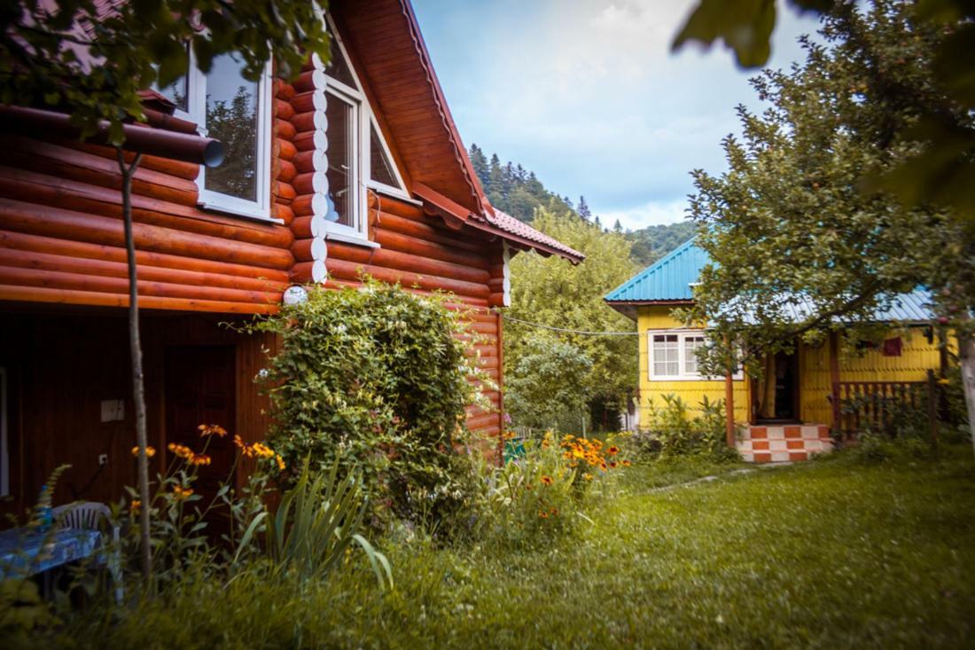 Садиба Під Гострою Zhdeniievo Bagian luar foto
